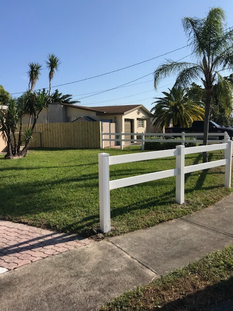 Best Fence Replacement by Palm Beach Fence Contractors