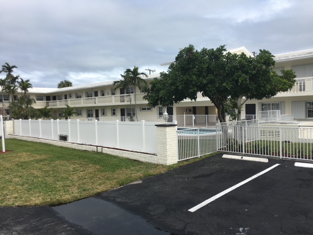 Affordable Residential Fence Installation in Westchase