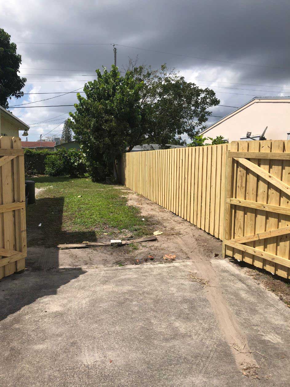 Orlando Fence Company 407 971 7804